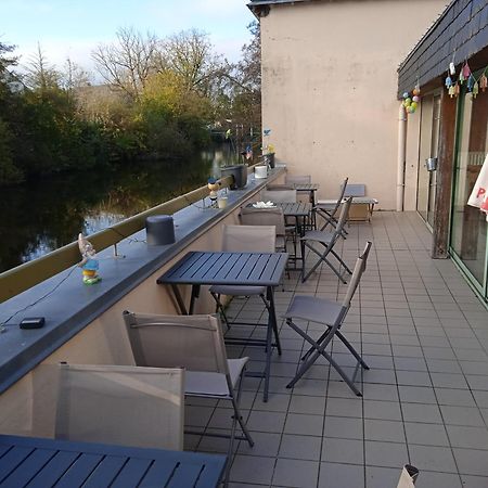 Auberge De Jeunesse Hi Pontivy Exterior foto